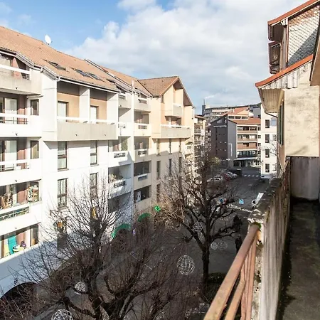 Le Meublé Du Centre *